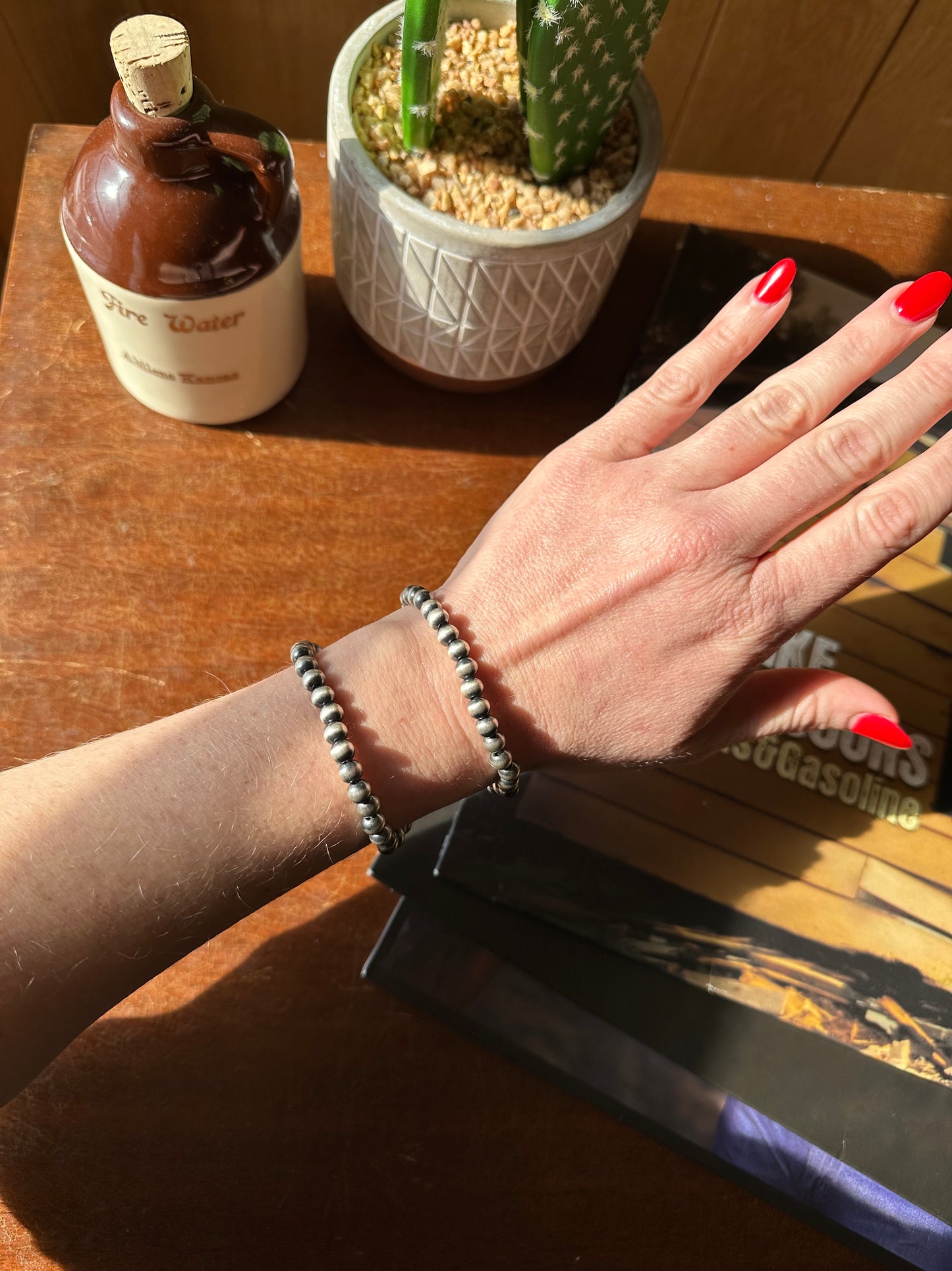 6mm Navajo Pearl Stretchy Bracelet
