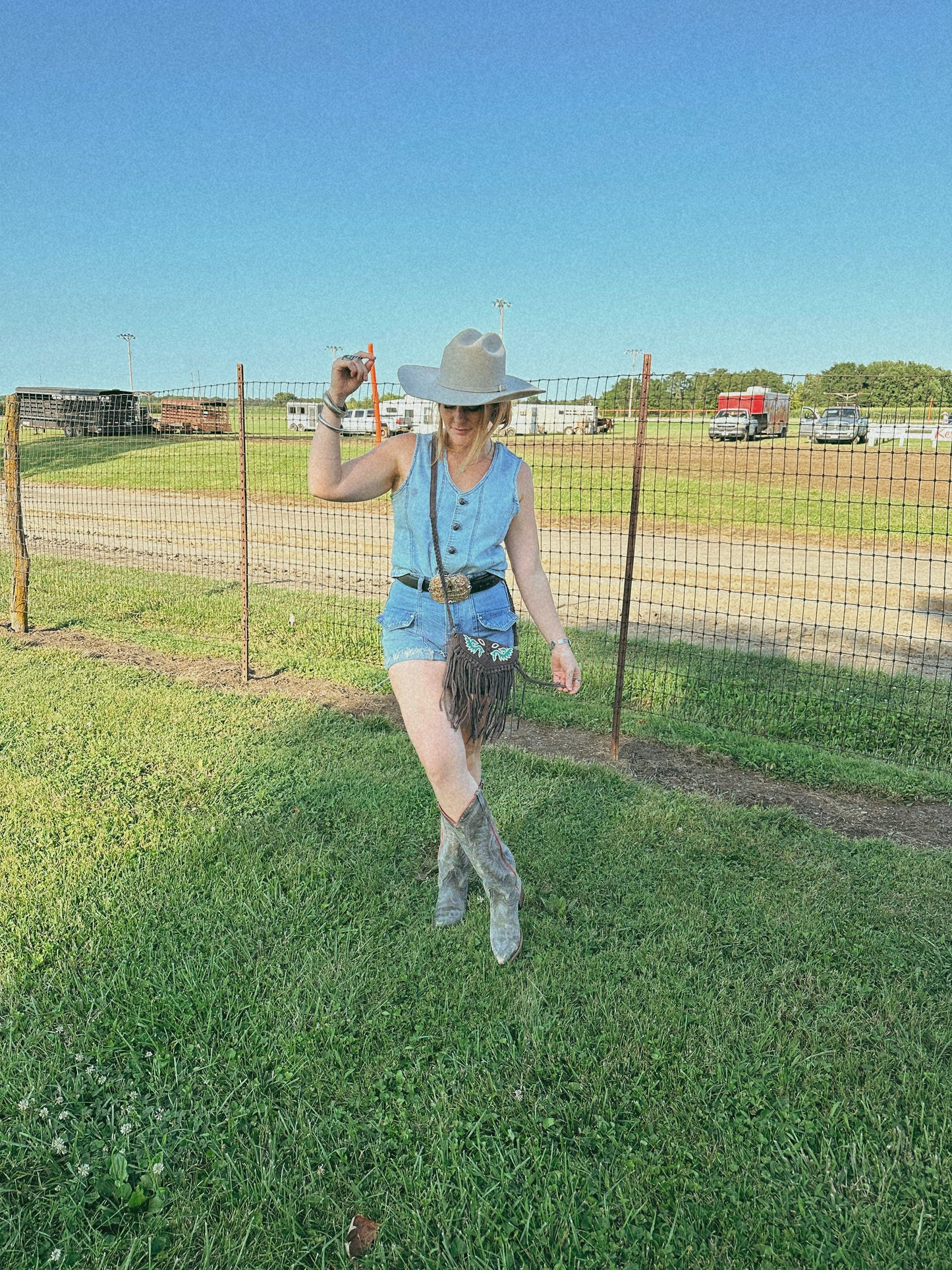 Buckin' Chutes rodeo print vest