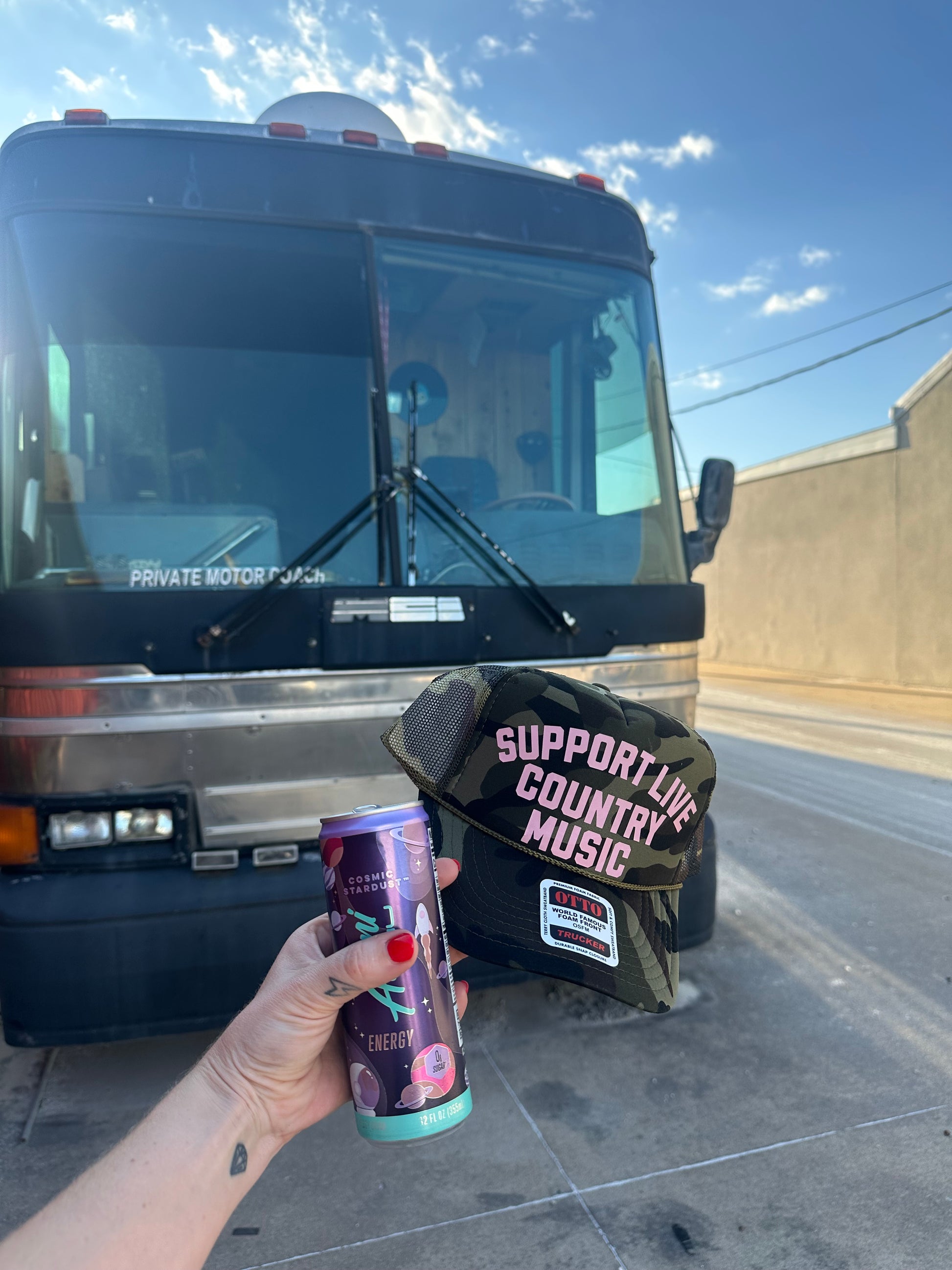 Support Live Country Music Trucker