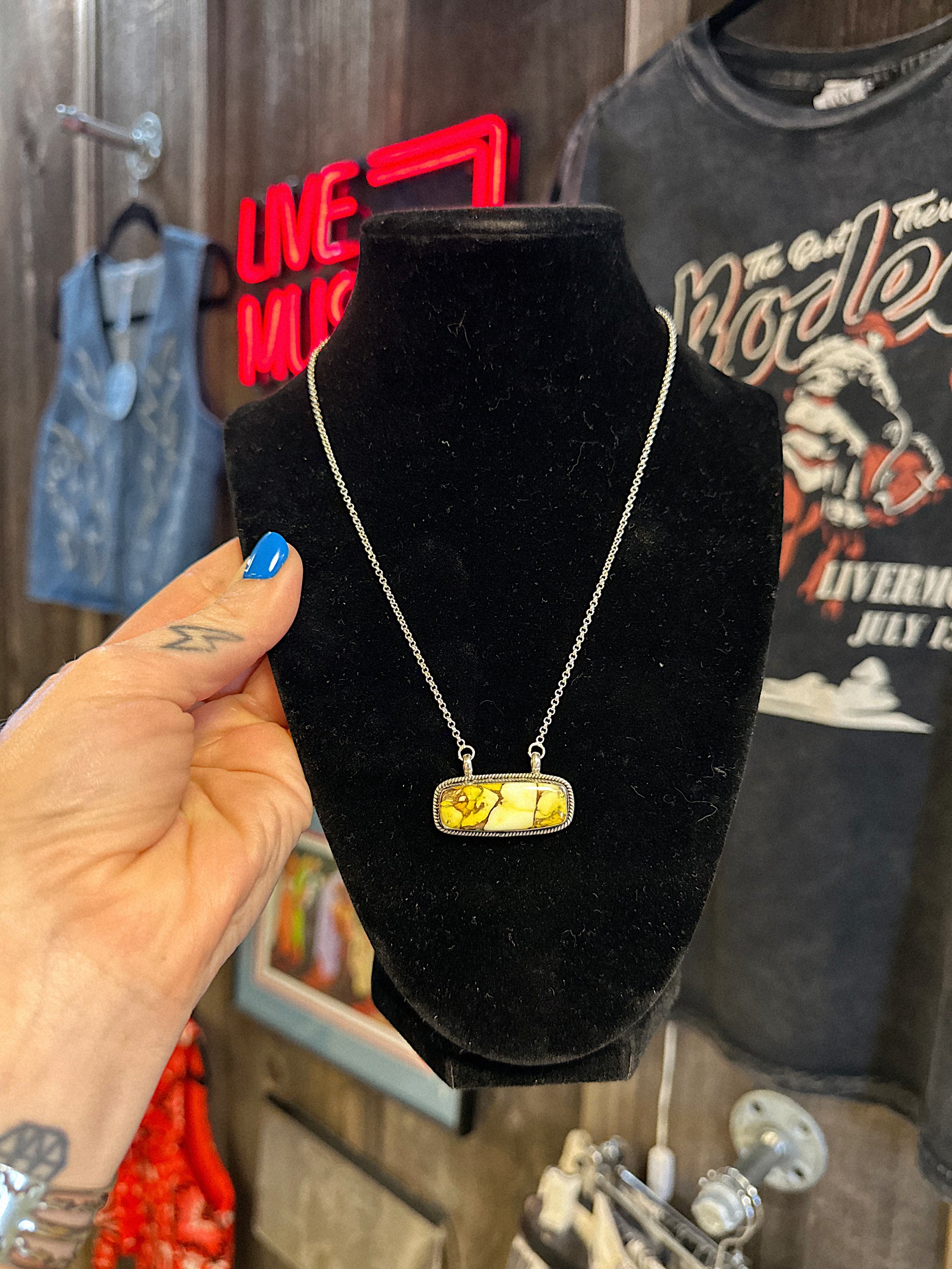 Honey Dahlia Bar Necklace