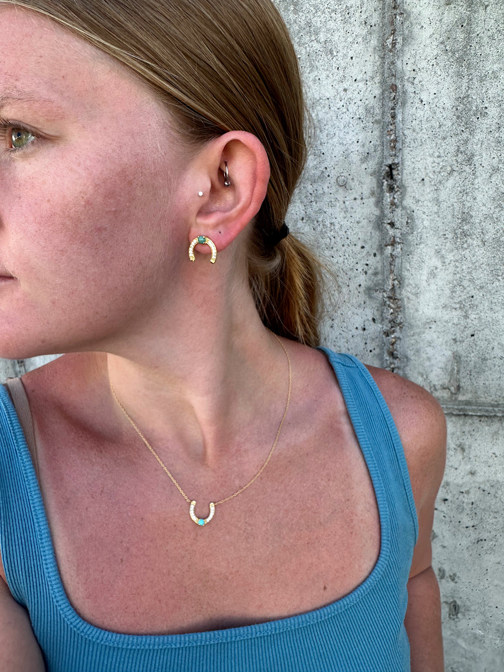 Golden Horseshoe Studs