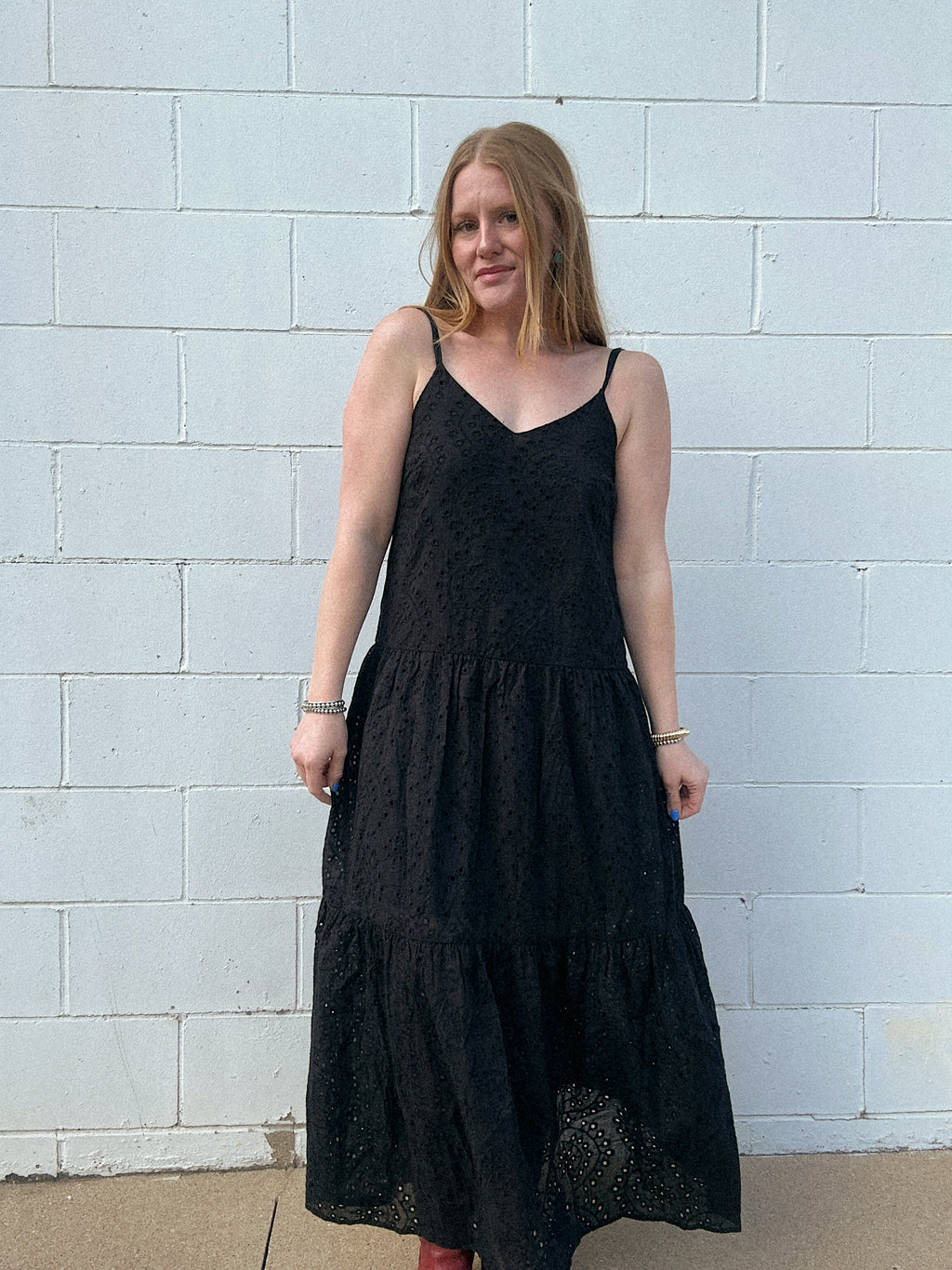 Middle Of Nowhere Maxi Dress (BLACK)