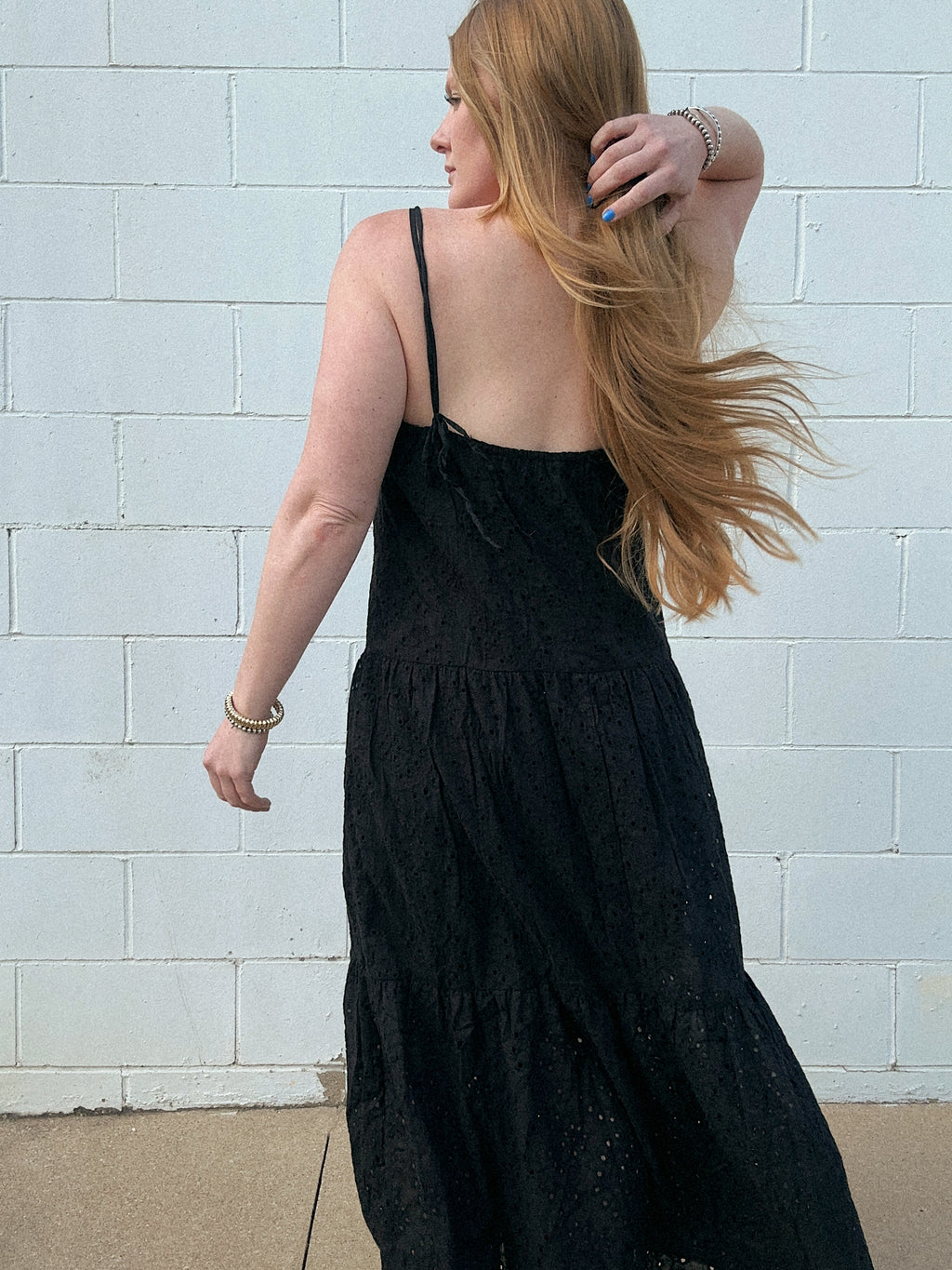 Middle Of Nowhere Maxi Dress (BLACK)