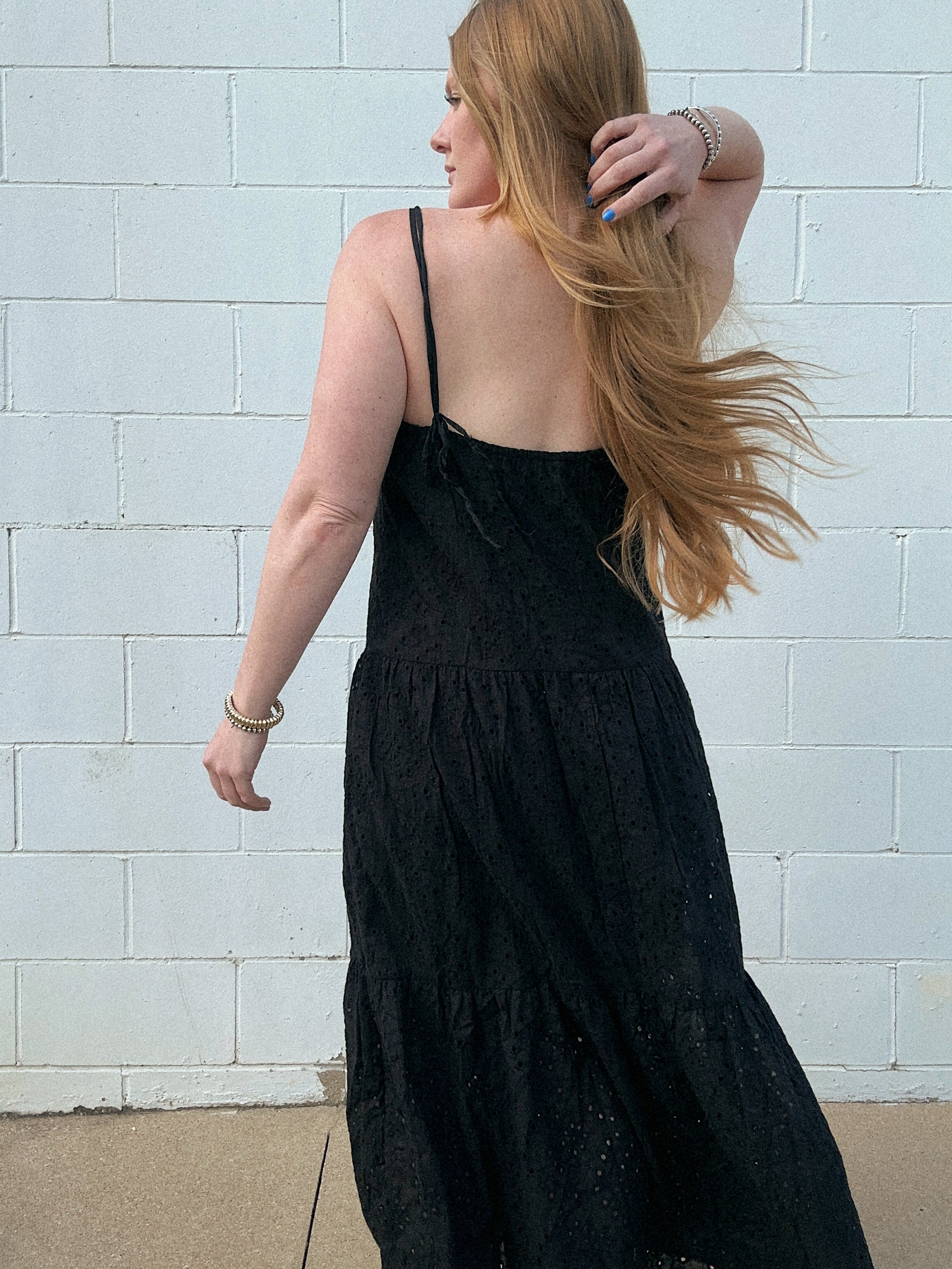 Middle Of Nowhere Maxi Dress (BLACK)